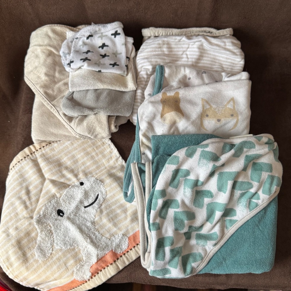 Cloud Island Just Born Baby Hooded Towel Washcloth Bundle Teal Cream 8 Pc Set
